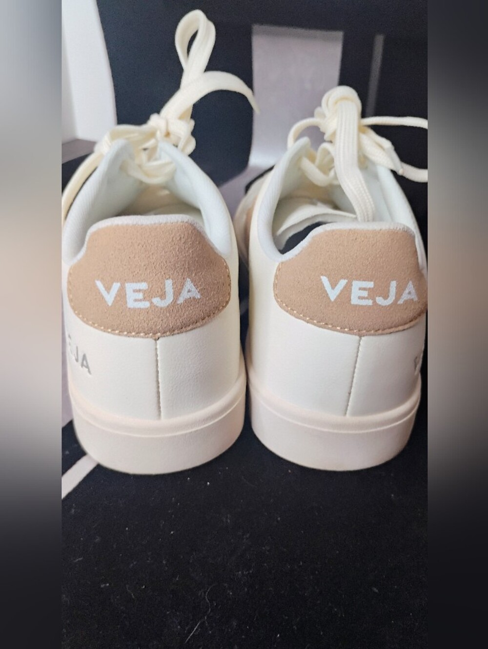 Veja Campo Sneaker Shoes Leather Lace Up U.S. Size 6 Women's - Picture 4 of 7